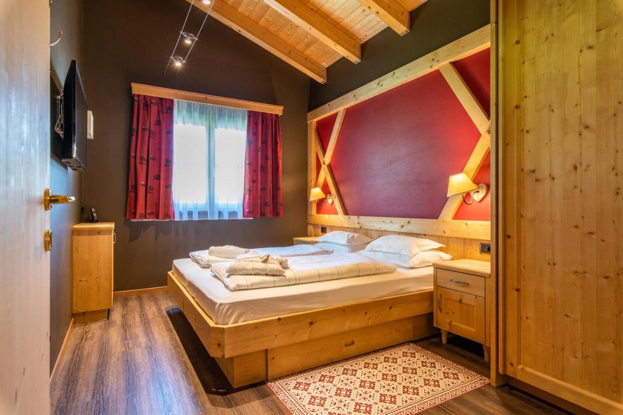 Hotel Somont Сельва-ді-Валь-Гардена Екстер'єр фото